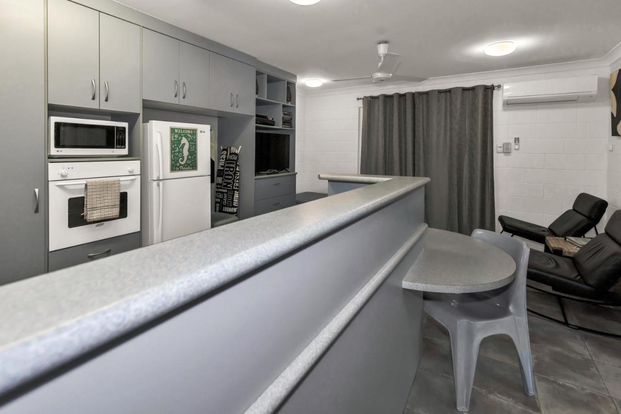 Balgal Beach Units Rollingstone Exterior photo